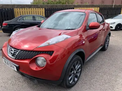 Used Nissan Juke Tekna 200 HP (147 kW) 2011 Red SUV