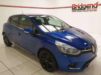 Used Renault Clio IV Iconic 2019 Blue Hatchback