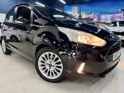 Begagnad Ford B-MAX