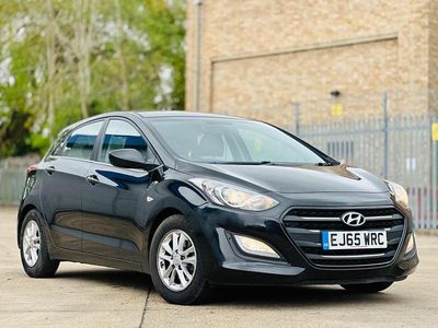 Used Hyundai i30 SE 110 HP (80 kW) 2015 Black Hatchback