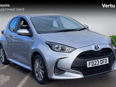 Begagnad Toyota Yaris Hybrid 116 HK (85 kW) 2026 Halvkombi