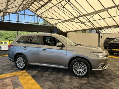 Used Mitsubishi Outlander P-HEV 2019 Grey SUV