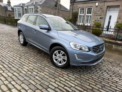 Used Volvo XC60 SE 190 HP (139 kW) 2017 Blue SUV