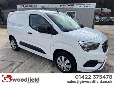 Used Vauxhall Combo Sportive 2020 White MPV