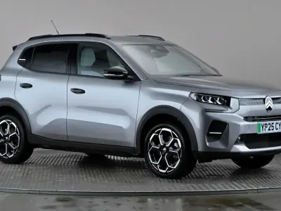 Begagnad Citroën e-C3 83 kW (113 HK) 2025 Grå Halvkombi
