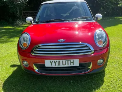 Used Mini ONE Hatch 98 HP (72 kW) 2011 Red Hatchback