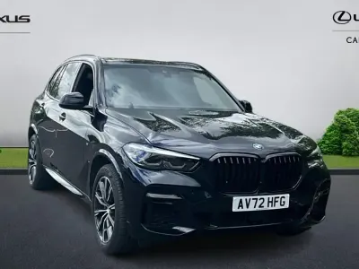 Begagnad BMW X5 M Sport 2022 Svart SUV