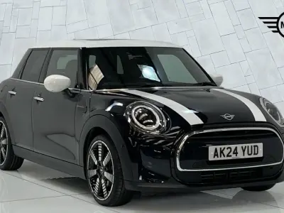 Used Mini Cooper Exclusive 134 HP (98 kW) 2024 Black Hatchback