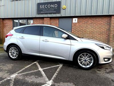 Used Ford Focus Zetec 100 HP (73 kW) 2017 Silver Hatchback