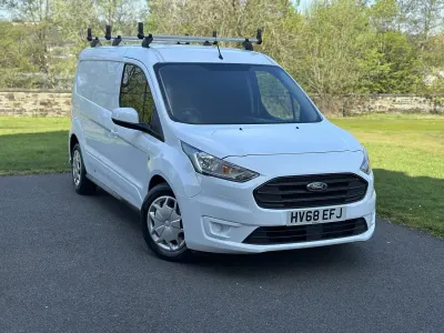 Used Ford Transit Connect 100 HP (73 kW) 2018 White MPV