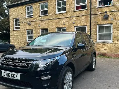 Used Land Rover Discovery Sport SE 180 HP (132 kW) 2016 Black SUV