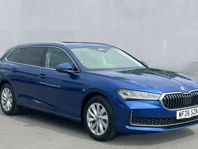 Used Skoda Superb SE Technology 150 HP (110 kW) 2026 Metallic  cobalt blue Estate