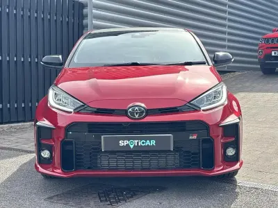Used Toyota Yaris 257 HP (189 kW) 2022 Red Hatchback