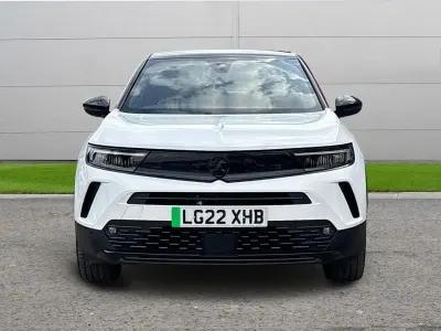 Second-hand Vauxhall Mokka SRi 98 kW (134 CP) 2022 Alb SUV