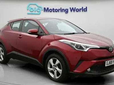 Used Toyota C-HR 116 HP (85 kW) 2019 Red SUV