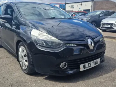 Used Renault Clio Expression+ 90 HP (66 kW) 2013 Black Hatchback