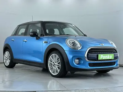 Używany Mini Cooper Hatch 2016 Niebieski Hatchback