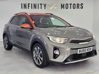 Usado Kia Stonic First Edition 118 HP (86 kW) 2018 Cinzento SUV