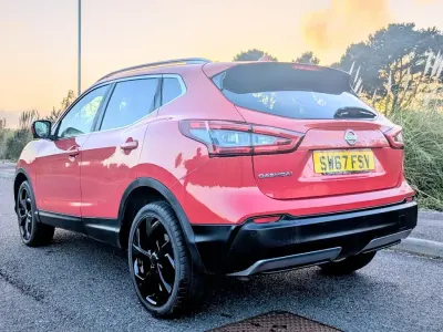 Used Nissan Qashqai Tekna 130 HP (95 kW) 2017 Red SUV