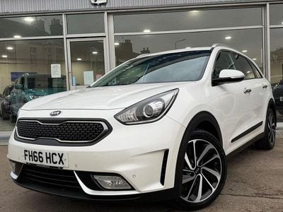 White Used 2016 Kia Niro SUV | £9,750