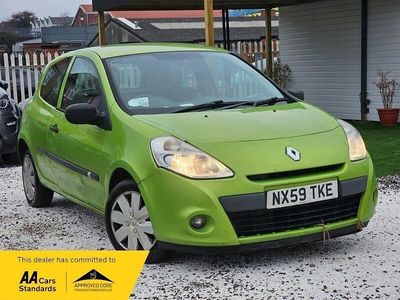 Used Renault Clio II Extreme 2009 Green Hatchback