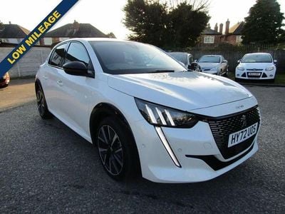 Used Peugeot 208 GT 100 HP (73 kW) 2022 White Hatchback