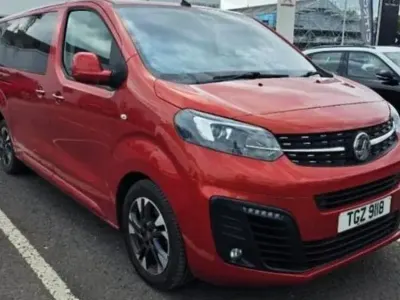 Used Vauxhall Vivaro Elite 140 HP (102 kW) 2021 Red MPV