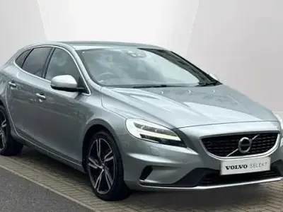 Used Volvo V40 R-Design 121 HP (88 kW) 2018 Hatchback