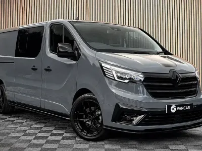Used Renault Trafic 170 HP (125 kW) 2023 Grey MPV