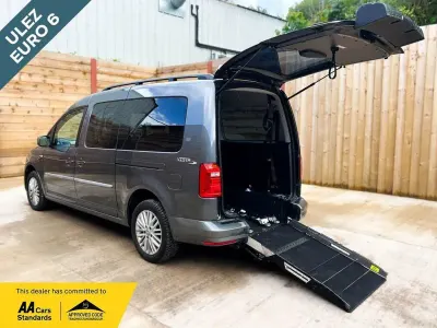 Used VW Caddy Maxi Life 125 HP (91 kW) 2019 Grey MPV