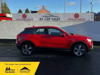 Begagnad Audi Q2 Sport 150 HK (110 kW) 2018 Röd SUV