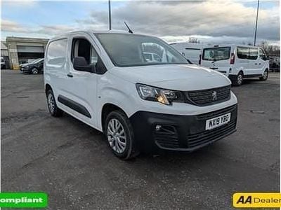 Used Peugeot Partner 2019 White MPV