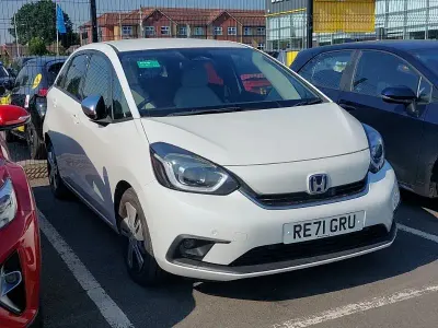 Used Honda Jazz Hybrid 109 HP (80 kW) 2021 White Hatchback