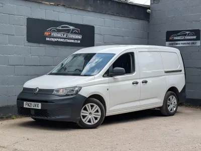 Usado VW Caddy 102 HP (75 kW) 2021 Branco Monovolume