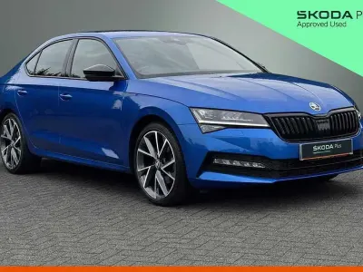 Used Skoda Superb SportlinePlus 160 HP (117 kW) 2023 Race blue metallic Hatchback