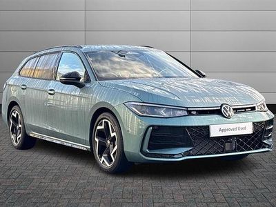 Used VW Passat R-line 150 HP (110 kW) 2025 Mariposit green Estate