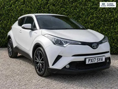 Used Toyota C-HR 122 HP (89 kW) 2017 White SUV
