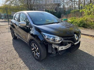 Used Renault Captur Iconic 90 HP (66 kW) 2018 Black SUV