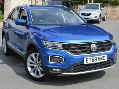 Usado VW T-Roc SEL 150 HP (110 kW) 2019 Azul SUV