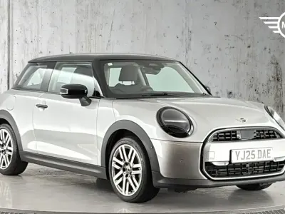 Used Mini Cooper Hatch 113 kW (154 HP) 2025 Silver Hatchback