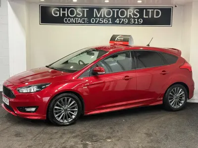 Used Ford Focus ST-Line 140 HP (102 kW) 2018 Red Hatchback