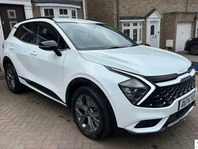 Usado Kia Sportage GT-Line 136 HP (100 kW) 2025 Branco SUV
