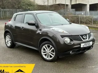 Used Nissan Juke Tekna 110 HP (80 kW) 2012 Orange SUV