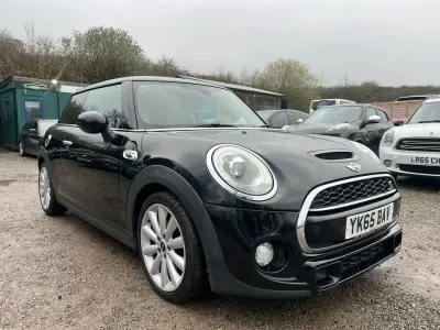 Used Mini Cooper S Hatch 190 HP (139 kW) 2015 Black Hatchback