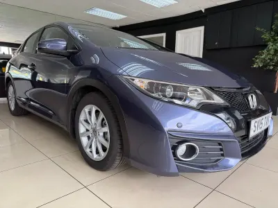 Used Honda Civic SE Plus 120 HP (88 kW) 2015 Blue Hatchback
