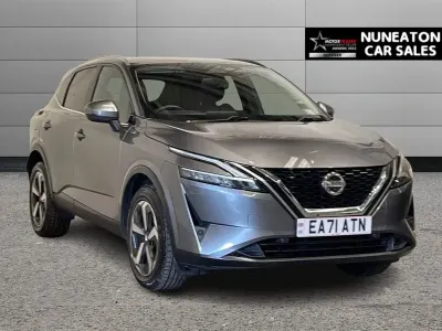 Używany Nissan Qashqai S 2022 Szary SUV