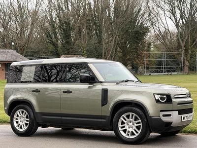 Used Land Rover Defender S 300 HP (220 kW) 2020 Green SUV