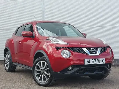 Used Nissan Juke Tekna 117 HP (86 kW) 2017 Red SUV
