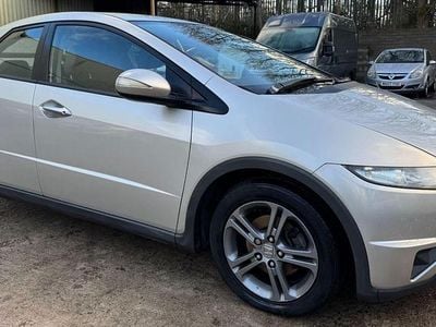 Silver Used 2006 Honda Civic SE Hatchback | £1,995 (Fair price)