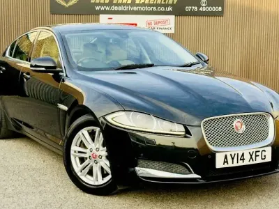 Used Jaguar XF Luxury 163 HP (119 kW) 2014 Black Sedan